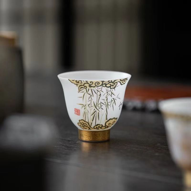 【汀和大福】陳明智老師手工素燒梅蘭竹菊羊脂玉瓷鈴鐺杯 禮盒裝 【汀和大福】陳明智老師手工素燒梅蘭竹菊羊脂玉瓷鈴鐺杯 禮盒裝